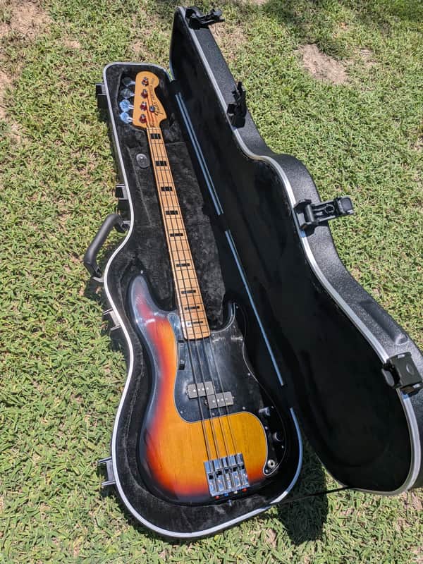 Fender Classic Series '70s Precision Bass Japan imagen 1