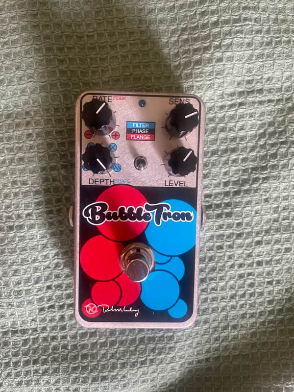 Keeley Bubbletron Flanger / Phaser 2016 - Present - Silver / Blue / Red image 1