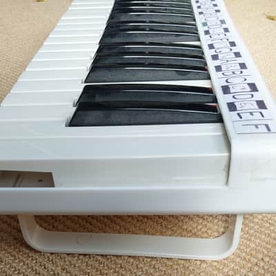 Miditech Garage Key 37 Full Size Key USB Midi Controller image 5