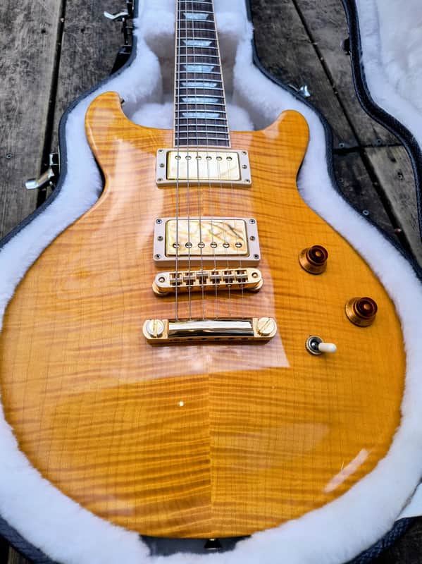 Gibson Les Paul Standard Double Cutaway Plus 2001 - 2006 - Trans Amber