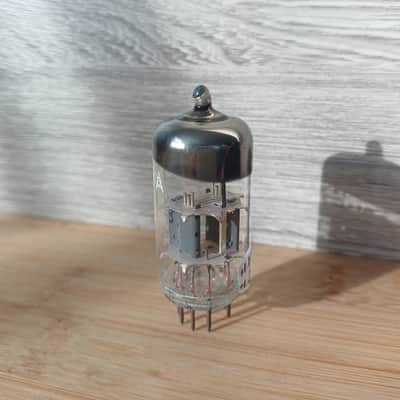 Immagine "A" NOS RFT 12AX7  ecc83  East Germany made, V1 grade  Industria label EXTRA STRONG perfectly balanced - 2