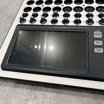 QSC TouchMix-16, Touch screen 16ch Digital Mixer (2018) image 10