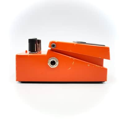 Boss MD-2 Mega Distortion Guitar Effect Pedal IW79283 image 5