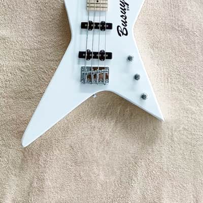 4 Strings Short Scale Bolt On Bass Busuyi Guitar 2023. image 1