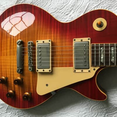 Gibson Les Paul Custom Shop - with Explorer Headstock 1984 - Prehistoric - Historic Guitar image 2