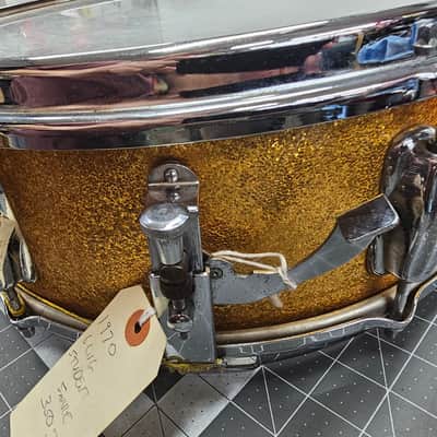 Slingerland 6 lug Snare 1970 - Gold glitter image 2