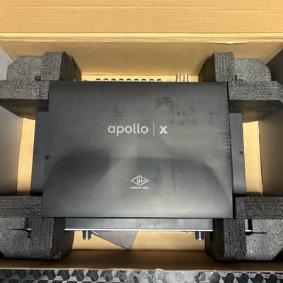 Universal Audio Apollo x8 Thunderbolt 3 Audio Interface 2018 - Present - Black image 2