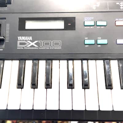 Yamaha DX100 (has issues read and watch video)