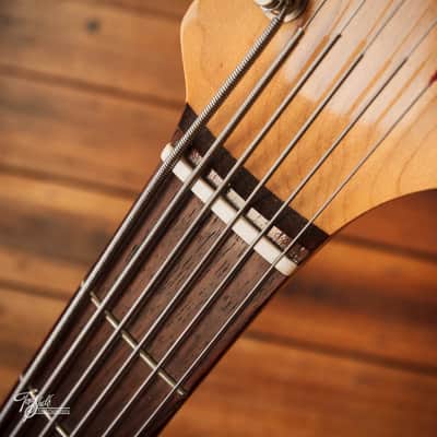 Fender Japan Bass VI Sunburst 1996 image 17