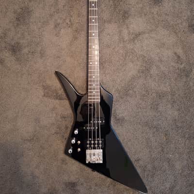 Kramer Focus 8000 Explorer Bass Left Handed image 1