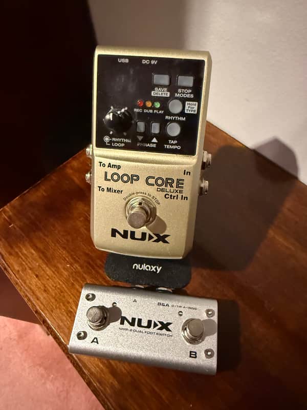 NuX Loop Core Deluxe with NMP-2 Dual Footswitch 2018 - Present - Silver image 1