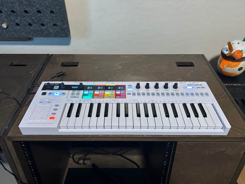 Arturia KeyStep Pro 37-Key MIDI Controller 2020 - Present White image 1