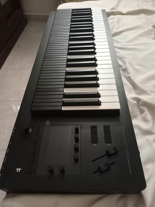 Expressive E Osmose 49-Key 24-Voice Polyphonic Synthesizer 2022 - Present - Black image 1
