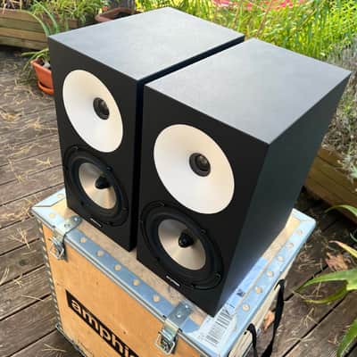 Amphion One18 Passive Studio Monitors - Pair - Black - White image 3