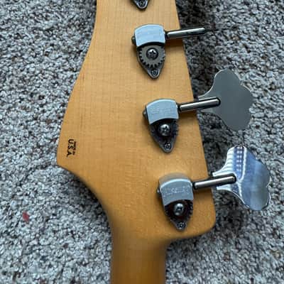 Suhr Classic J image 6