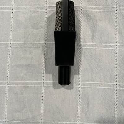 Immagine AKG C414 P48 EB Microphone with shock mount - 4