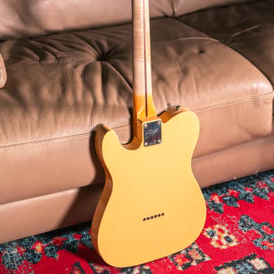 Fender Custom Shop '52 Telecaster Journeyman Relic 2023 - Aged Nocaster Blonde image 4