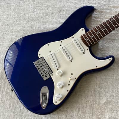 2005 Squier Affinity Stratocaster Midnight Blue Rosewood Fretboard image 1