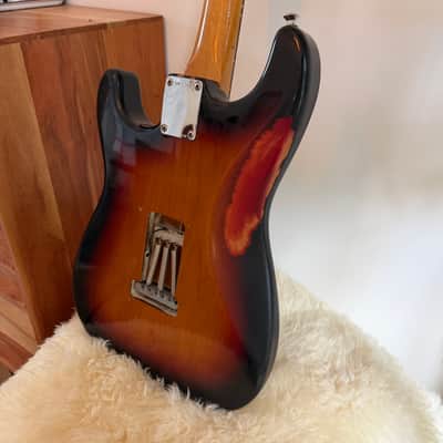 Fender American Vintage '62 Stratocaster 1985 - 1989 3-Color Sunburst image 6