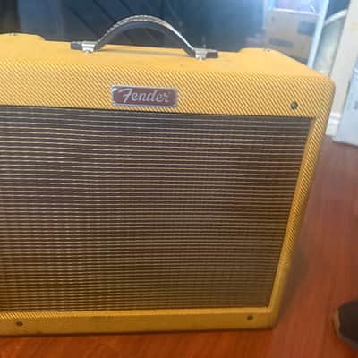 Fender Blues Junior Lacquered Tweed 15-Watt 1x12" Guitar Combo 2016 - Present - Lacquered Tweed image 1