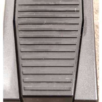 Technics SZ-P1 Sustain Pedal - Black – Sustain Pedal - Excellent image 7
