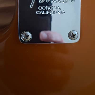 Fender Deluxe Series Toronado 2005 - 2006 - Caramel Metallic image 8