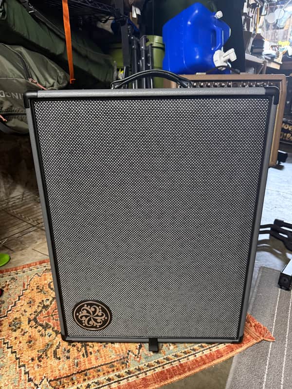 Darkglass Electronics Microtubes 500 500-Watt 2x10" Bass Combo 2024 - Present - Grey image 1