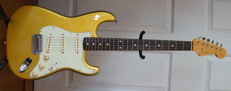 Fender Japan ST-62 Stratocaster Vintage Reissue Shoreline Gold Very Rare Color CIJ