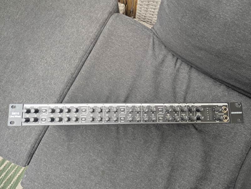Immagine Samson SM10 Rack-Mounted 10-Channel Line Mixer 2010s - Black - 1