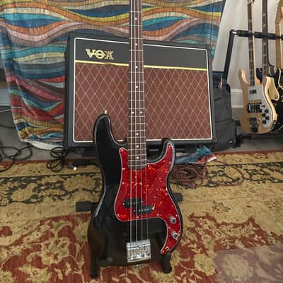 Fender Precision Bass 1998 with original factory Jazz neck