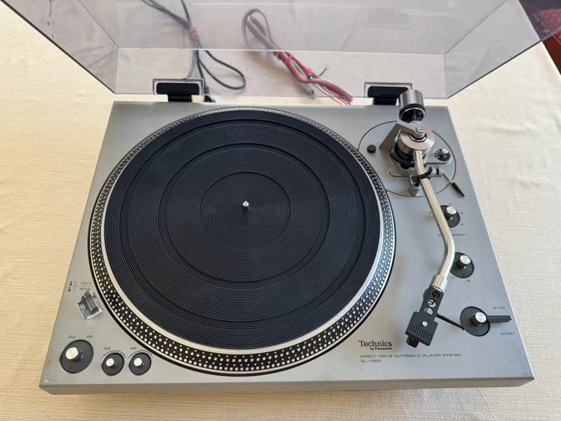Technics SL-1300 Direct Drive Vintage Turntable