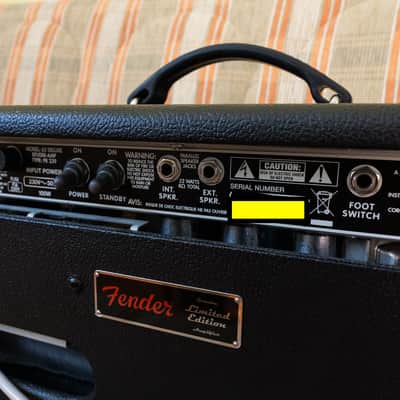 Fender '65 Deluxe Reverb-Amp 2-Channel 22-Watt Guitar Amp Head 2014 - 2016 - Black image 5