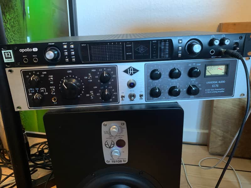 Universal Audio 6176 preamplifier / compressor image 1