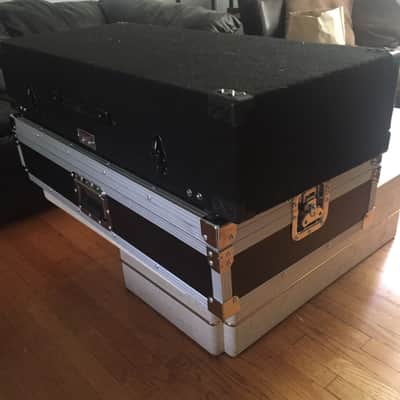 NYC Cases Big Shot Deluxe - Two Tier Pedalboard AND Case image 5