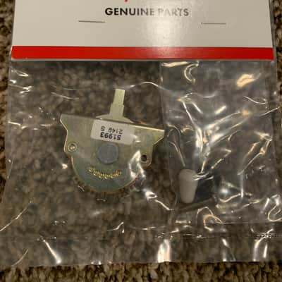 Fender Stratocaster kit - Fender body, Fender Highway One pickups & Warmoth Tele neck Project image 12
