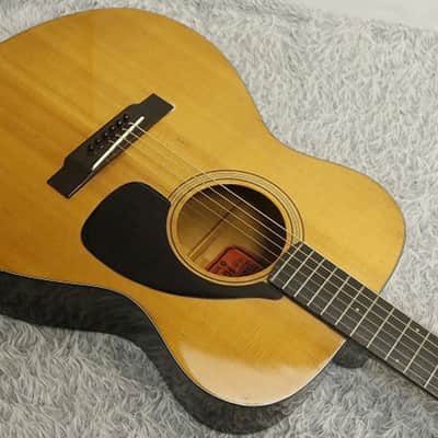Vintage 1970 made Acoustic Guitar Yamaha FG-110 RED Label Made in Japan image 2