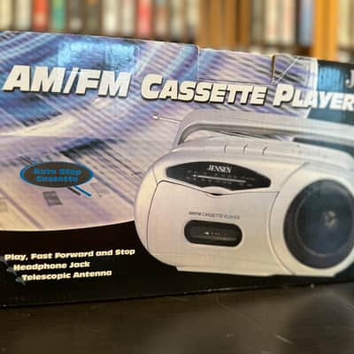 Jensen MCP-150 Portable Cassette Player image 6