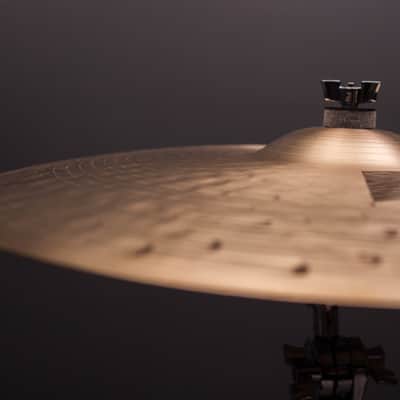Zildjian 22" K Dark Medium Ride image 3