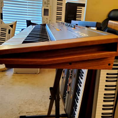 CERTIFIED!!! ROLAND JUNO 106 UPGRADED FULLY SERVICED AND IN AMAZING CONDITION! image 5