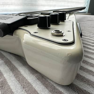 Steinberger XP2A headless bass, 5-bolt GRAPHITE neck, gloss WHITE, Active EMGs, restored by Jeff Babicz, with OEM gig bag, set of light Double-Ball strings, STADB04 single-ball string adapter, hex wrench image 5