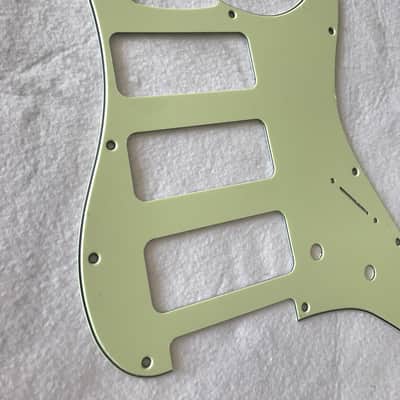 For Fender Stratocaster Strat P90 3 Pickup Guitar Pickguard,3 Ply Vintage Green image 4