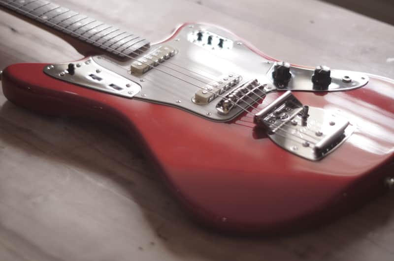 ✹ Vintage Fender Jaguar CIJ ~1997 - Candy Apple Red Matching Headstock Dyna O Serial Crafted in Japan
