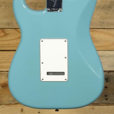 Fender Player II Stratocaster Electric Guitar Aquatone Blue image 3