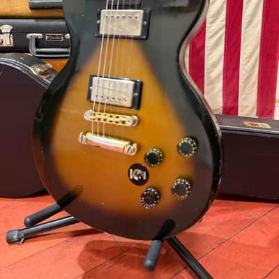 1981 Gibson Firebrand The Paul Deluxe Sunburst image 1
