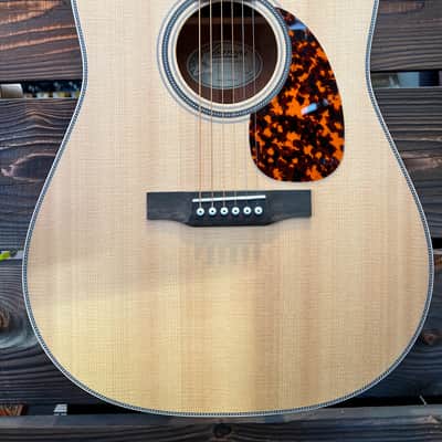 Larrivee D-40MH Legacy Series + Etui 2022 bois satiné image 3