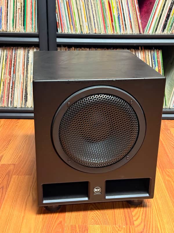 RCF AYRA PRO 10 Active Subwoofer Sub image 1