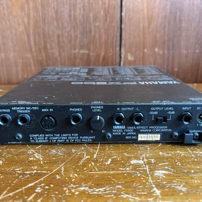 YAMAHA FX500 Simul-Effect Processor w/ power supply New internal battery image 3