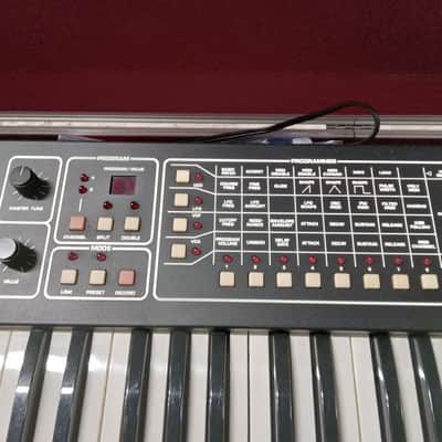 Sequential Pro-8 61-Key 8-Voice Polyphonic Synthesizer 1984 - Black image 7