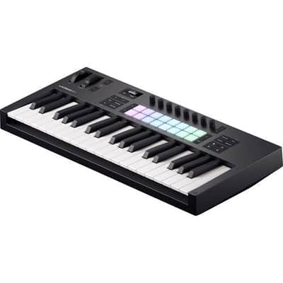 Novation Launchkey 37 [MK4] DAW Controller Keyboard image 3