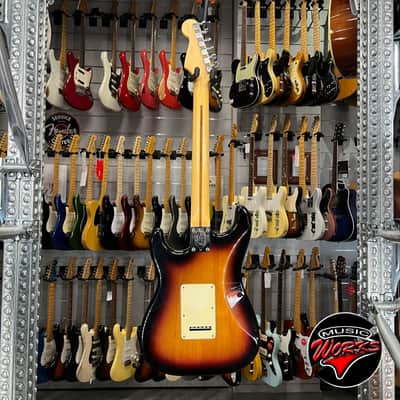 Fender American Standard Stratocaster 50 Th Anniversary 2004 Sunburst image 9
